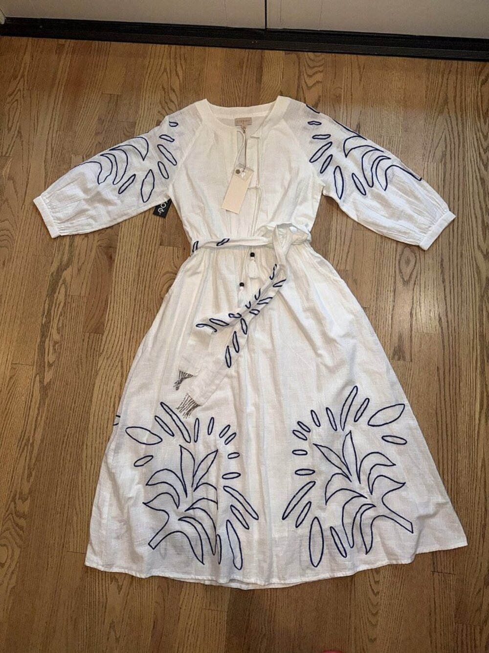 NWT Ciebon White Cotton Midi Dress Blue Embroidery Beaded Tie Belt Size M